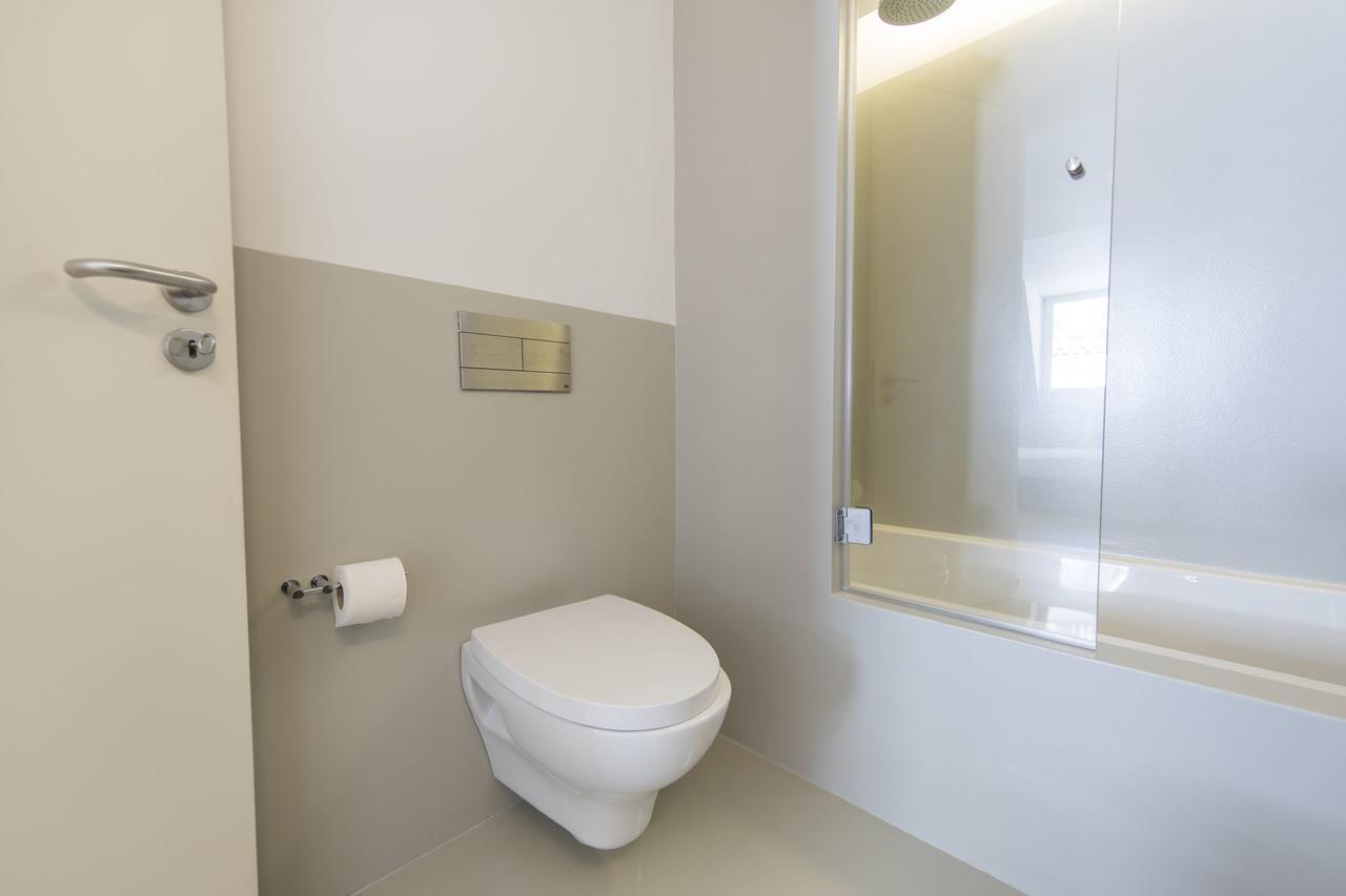 Lovelystay - Penthouse On The Tagus In Alfama Lisbon Exterior photo