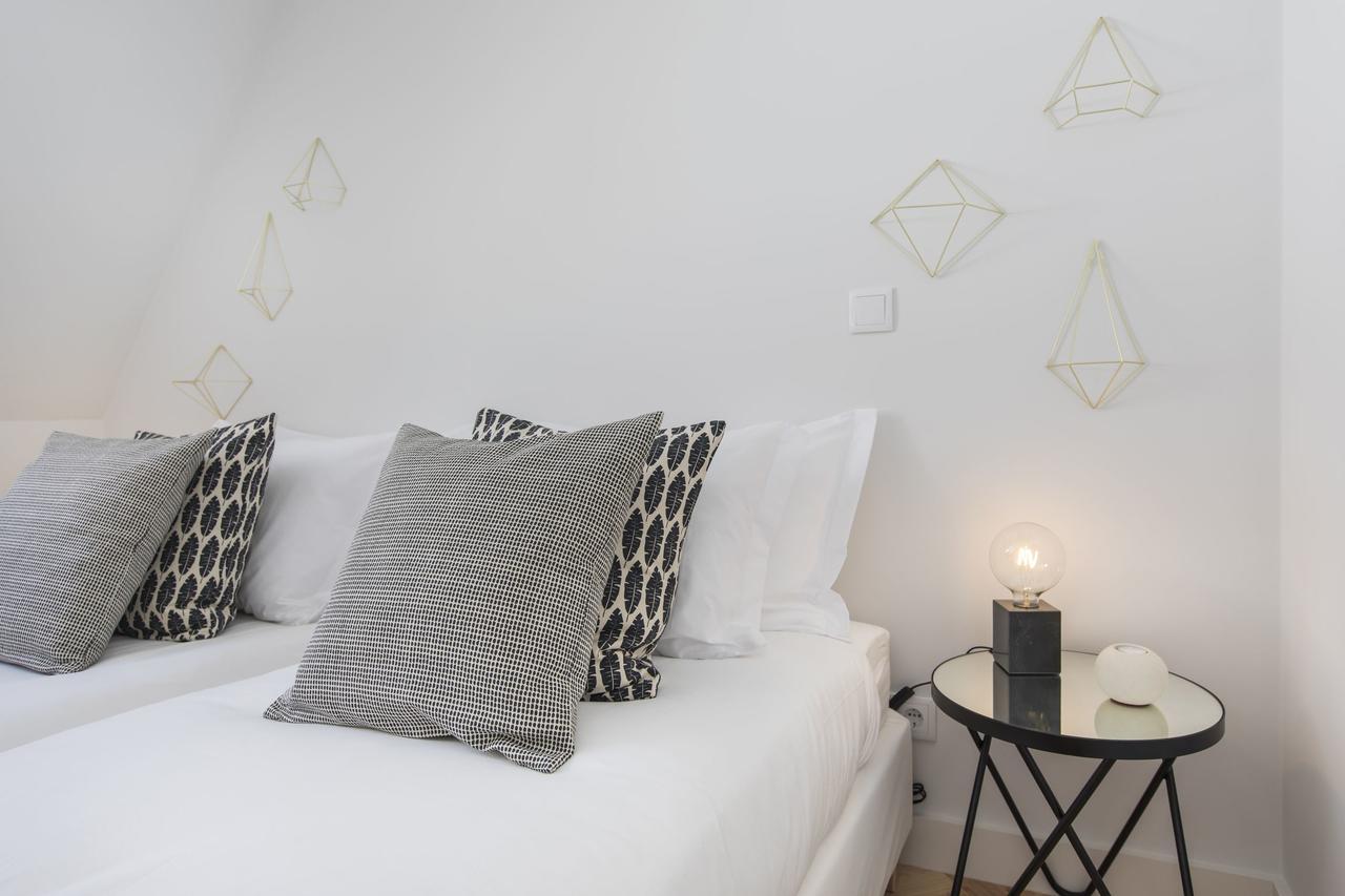 Lovelystay - Penthouse On The Tagus In Alfama Lisbon Exterior photo